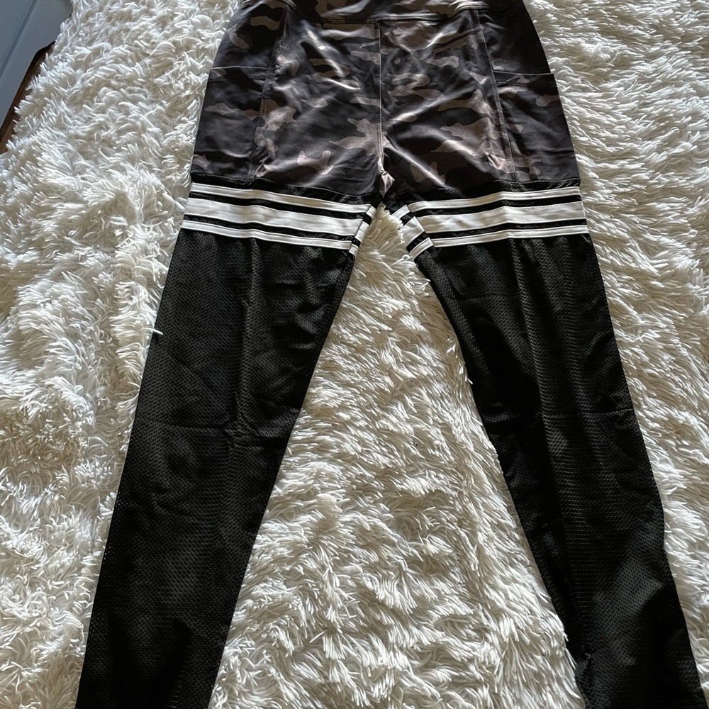 Leggings - Picture 2 of 6